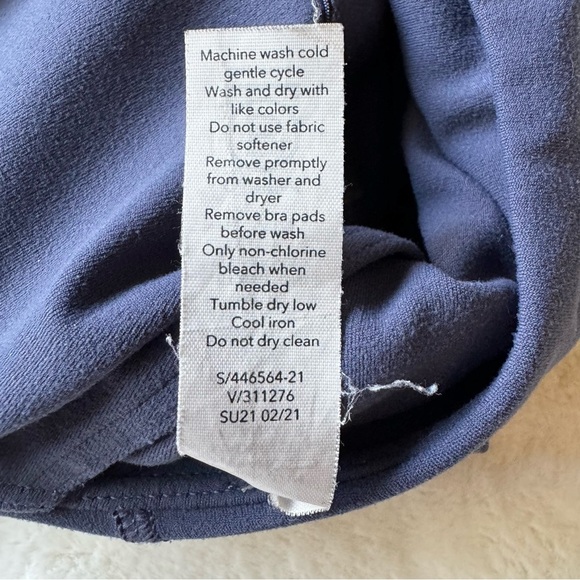 Athleta Conscious Crop in Powervita Navy Blue 446564 Size Large - Picture 8 of 10